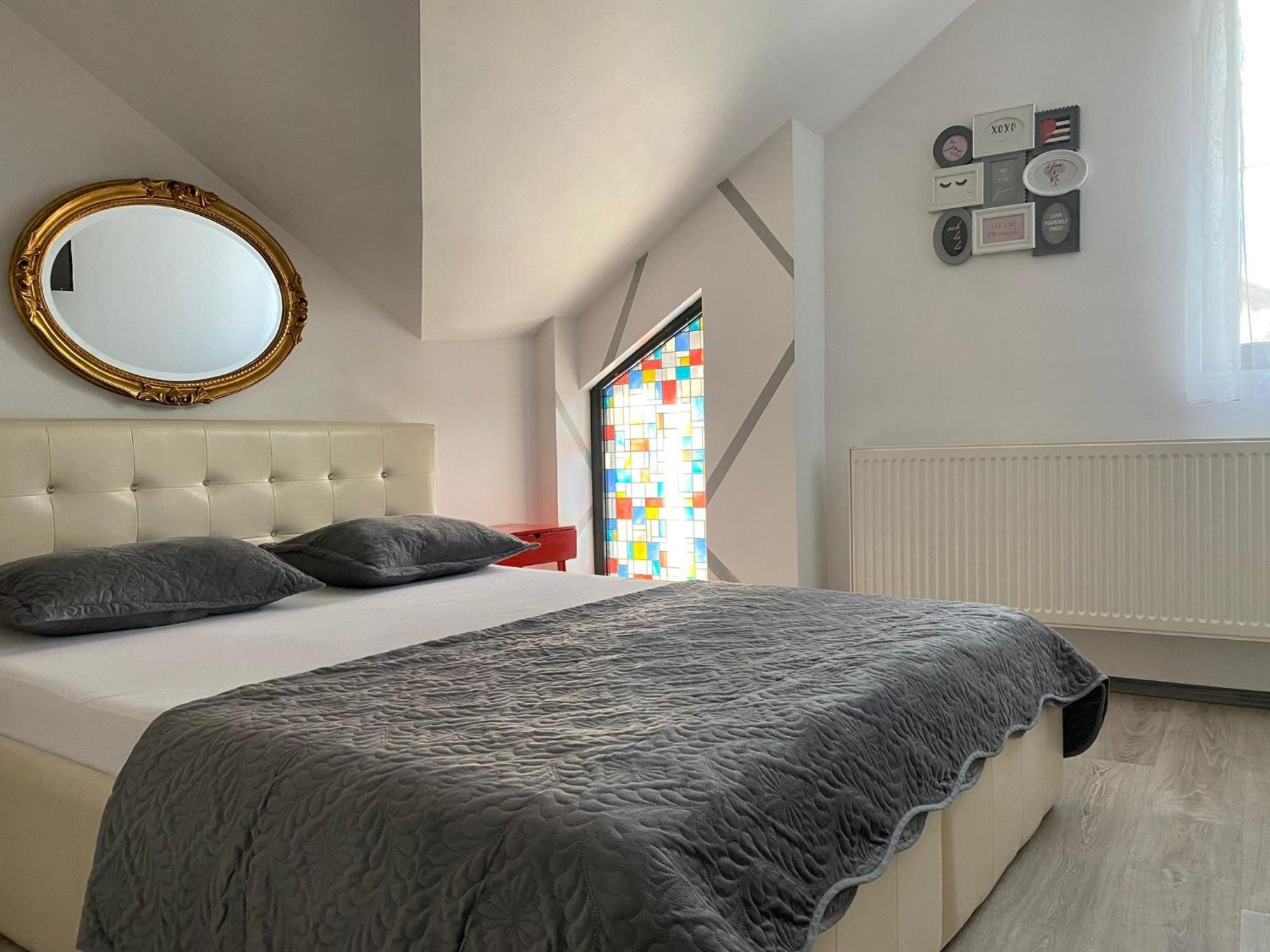 Millenium Apartment Central Craiova Zimmer foto